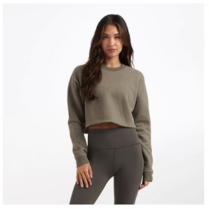 Vuori Restore Crop Crew NWT